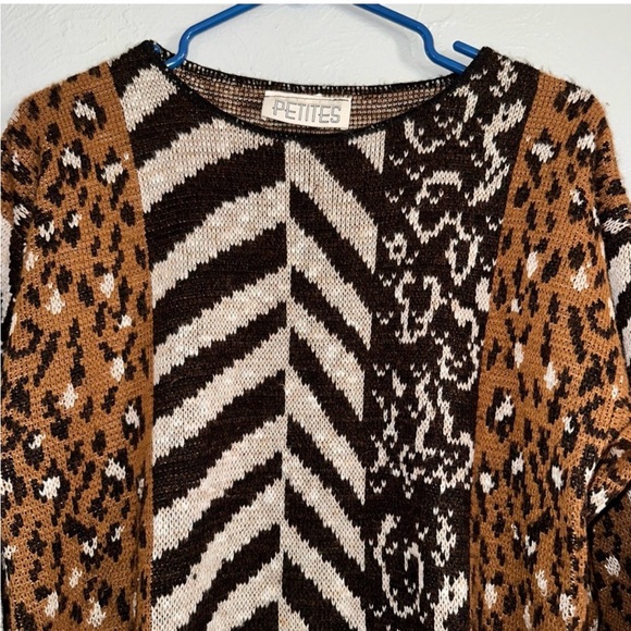 Women’s Animal Print Sweater, Size S - Picture 6 of 9